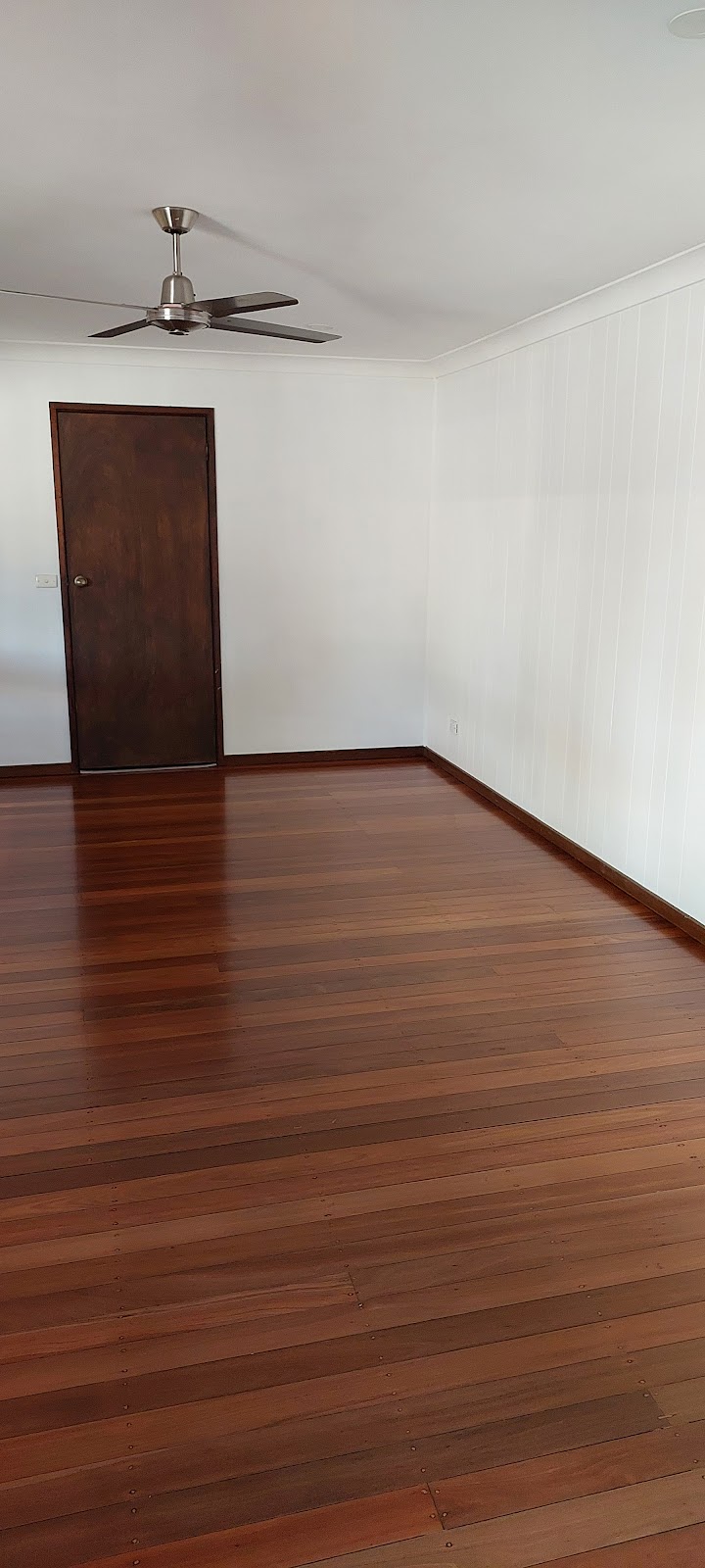 Signature Sanding | 10 Rabaul Ave, Runaway Bay QLD 4216, Australia | Phone: 0452 646 938