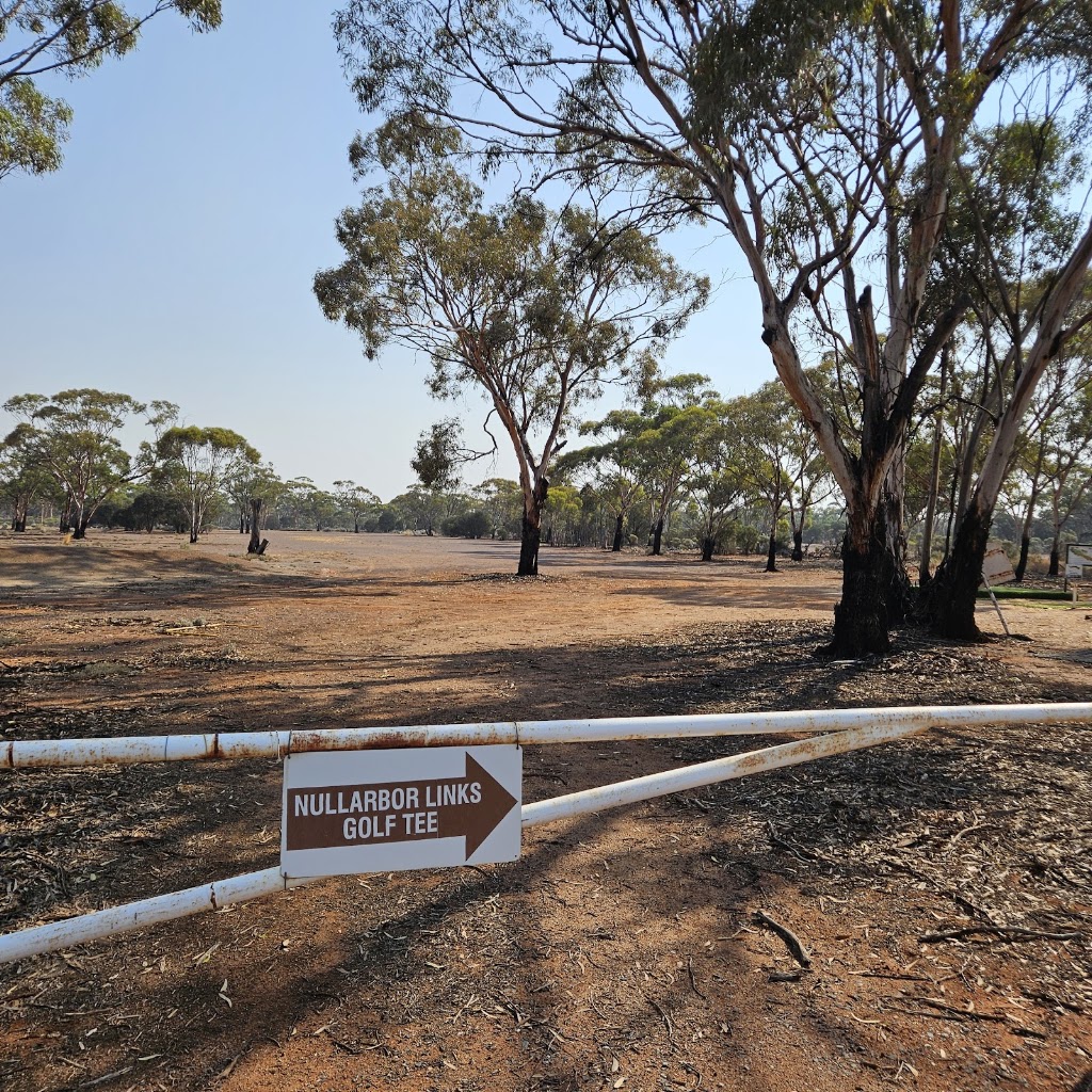 Nullabor Links - Hole 16 - Silver Lake | Kambalda West WA 6442, Australia | Phone: (08) 9027 1110