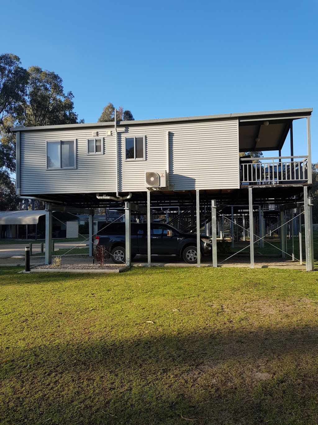 Time Out Holiday Park | campground | 19 Bridge St, Koonoomoo VIC 3644, Australia | 0358742031 OR +61 3 5874 2031