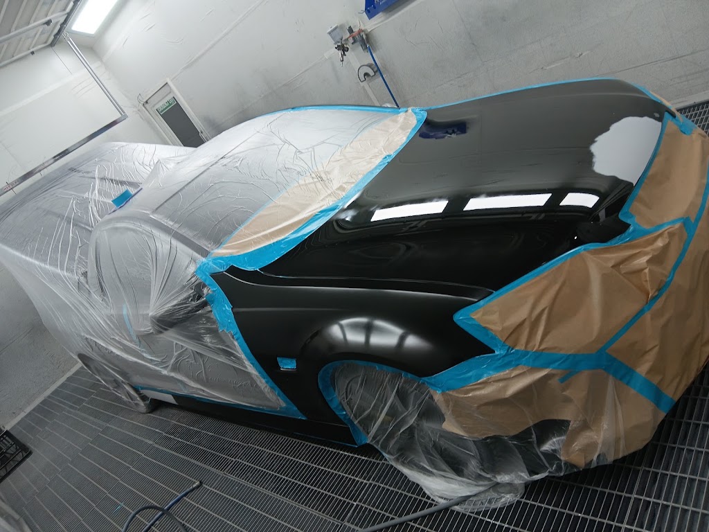 Micks Spray Painting and Detailing | 27 Wingadee Pl, Windsor Downs NSW 2756, Australia | Phone: 0438 418 106