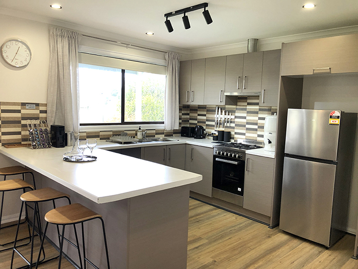 Mellee Cottage | 14 Cope St, Scarsdale VIC 3351, Australia | Phone: 0417 033 774