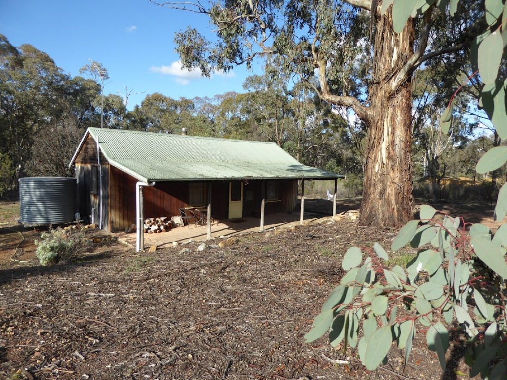 Acacia Cabin | lodging | 130 Thompson St, Wattle Flat NSW 2795, Australia | 0452641955 OR +61 452 641 955
