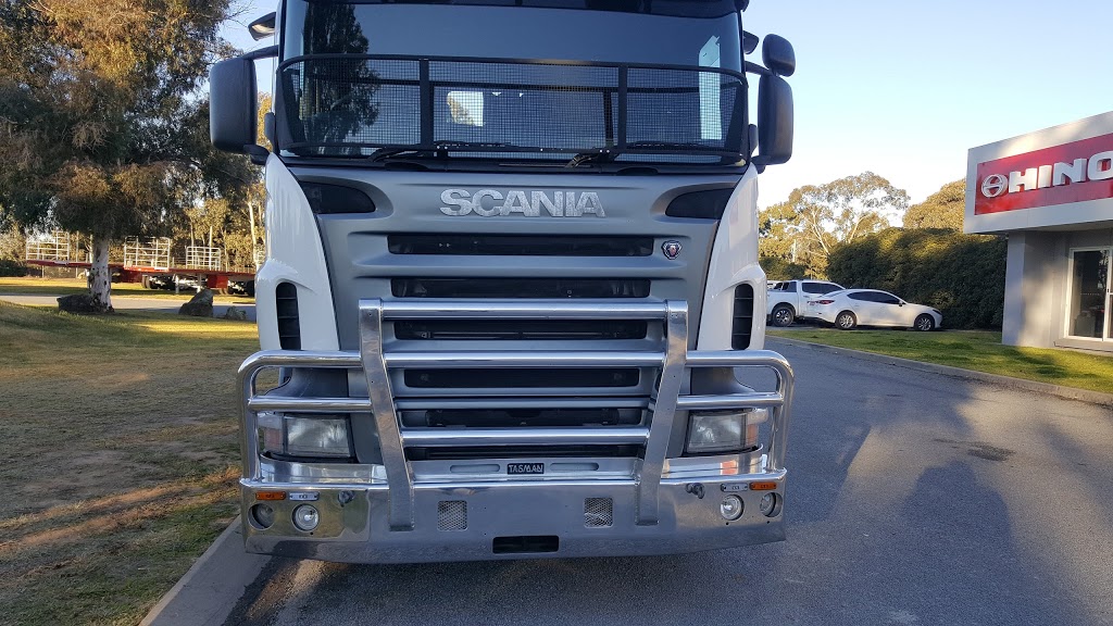 Wagga Trucks | store | 280 Hammond Ave, East Wagga Wagga NSW 2650, Australia | 0269718000 OR +61 2 6971 8000