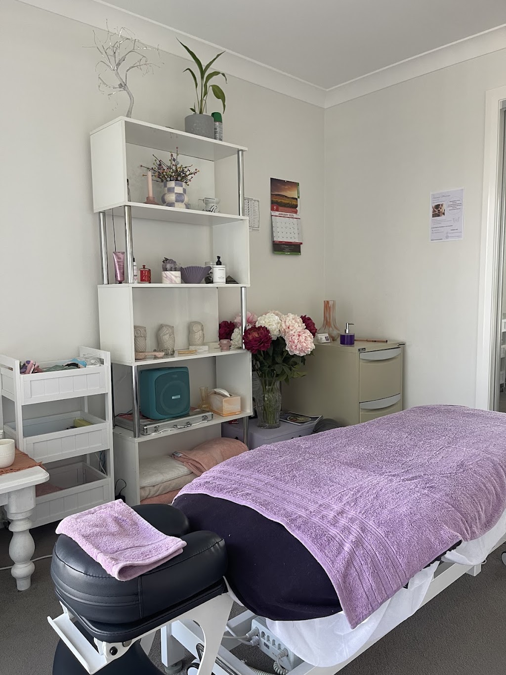 Emjayz Massage Boutique | 3 Catherine Pl, Orange NSW 2800, Australia | Phone: 0409 157 826