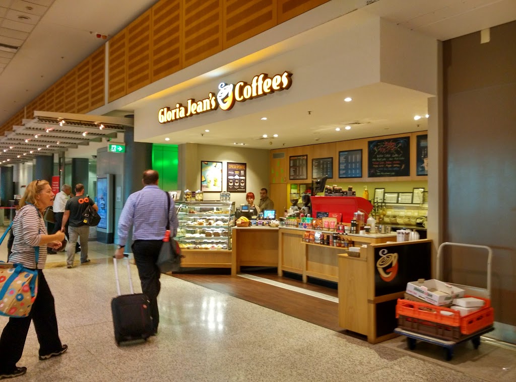 Gloria Jeans Coffees | cafe | Qantas Dr, Mascot NSW 2020, Australia | 0296692799 OR +61 2 9669 2799