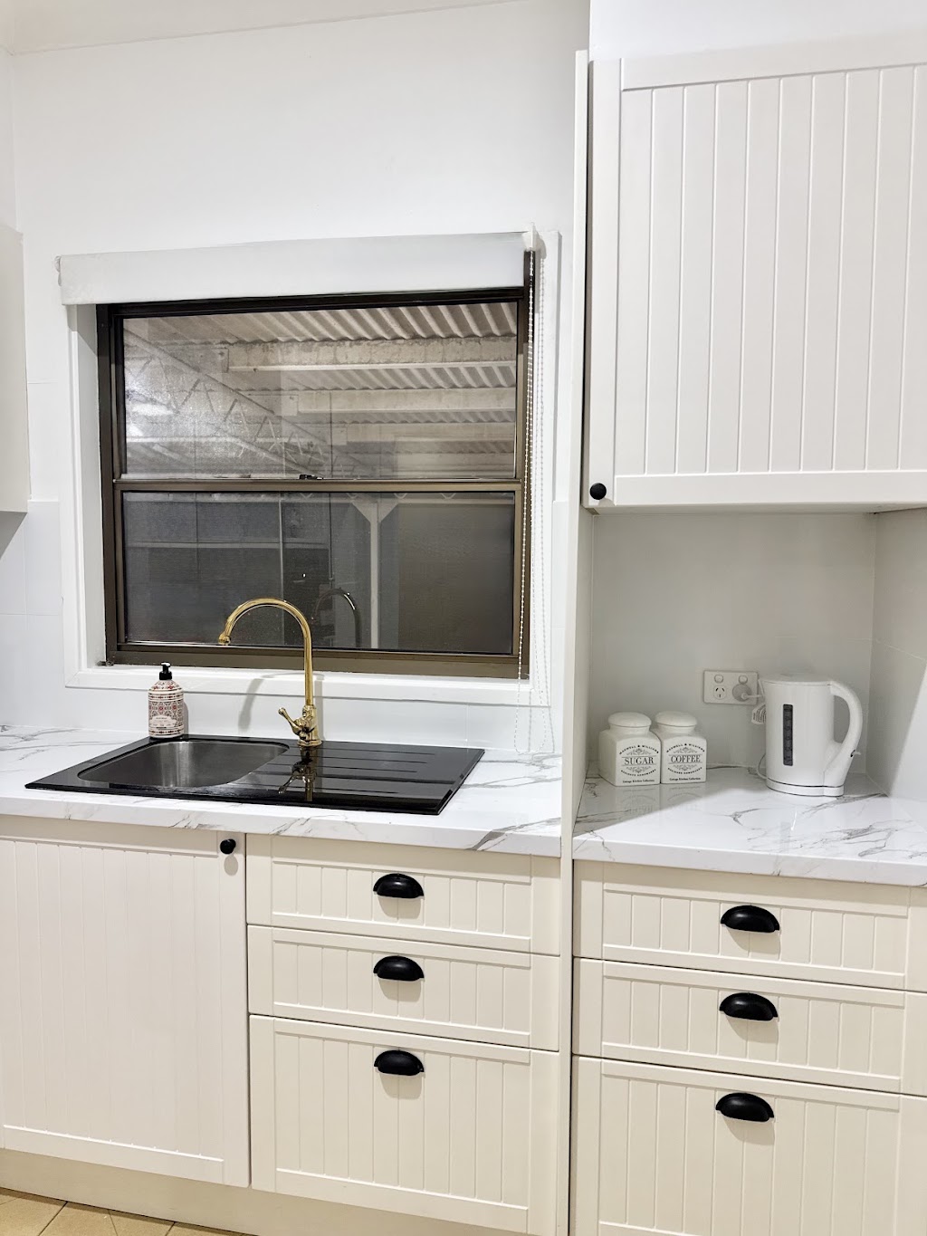 Ferguson house - Cosy Hunter Valley Escape | 44 Ferguson St, Cessnock NSW 2325, Australia | Phone: 0422 704 844