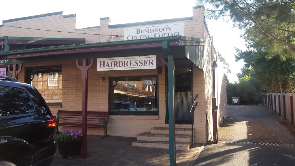 Bundanoon Cutting Cottage | hair care | 1 Church St, Bundanoon NSW 2578, Australia | 0248837798 OR +61 2 4883 7798