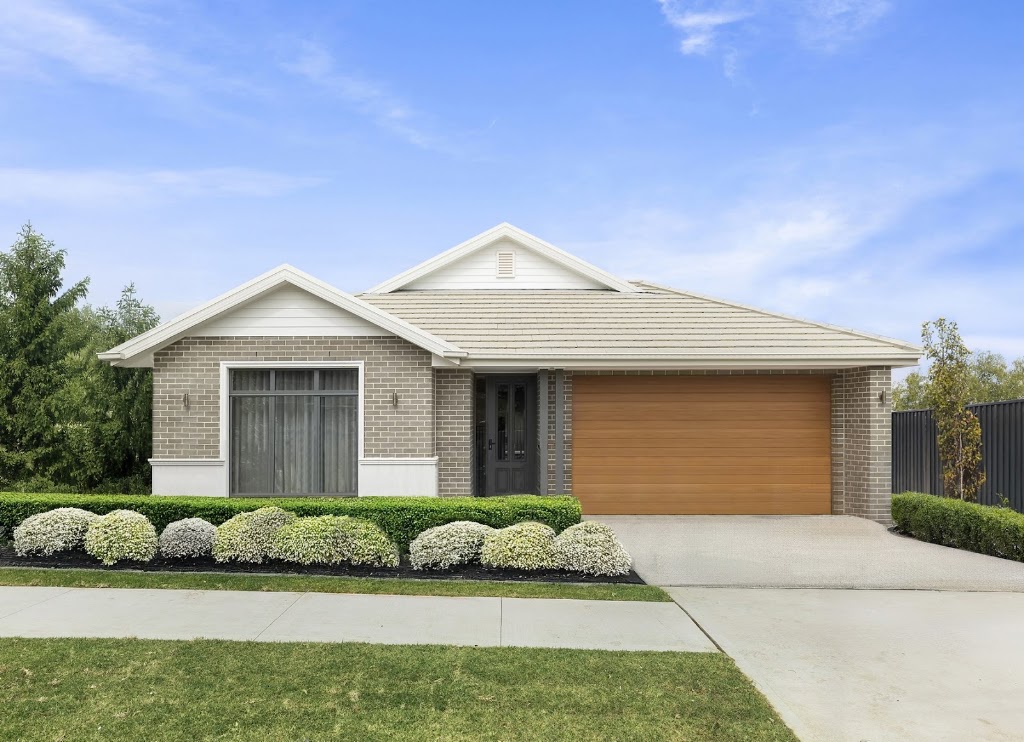 Eden Brae Homes - Menangle Park | 22 Subzero Cr, Menangle Park NSW 2563, Australia | Phone: (02) 8859 5877