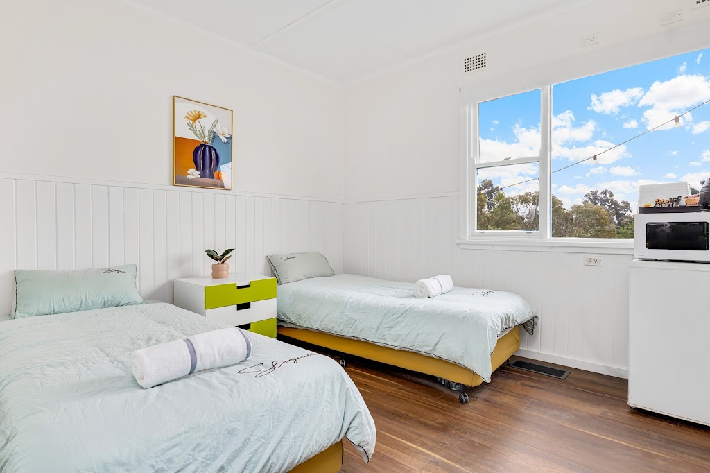 Alps Lakeview Lodge | 1 Jerrara Dr, East Jindabyne NSW 2627, Australia | Phone: 0422 575 189