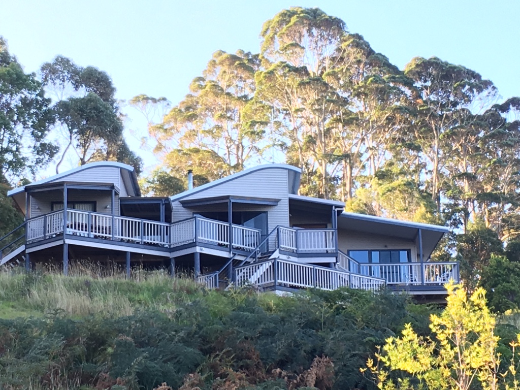 Serendeva Holiday Home |  | 72 Myers Rd, Shadforth WA 6333, Australia | 0439716145 OR +61 439 716 145