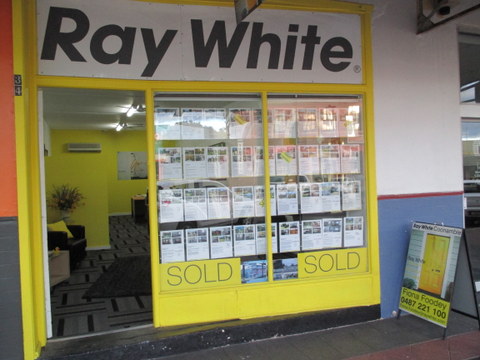 Ray White Coonamble | 34 Castlereagh St, Coonamble NSW 2829, Australia | Phone: 0487 221 100