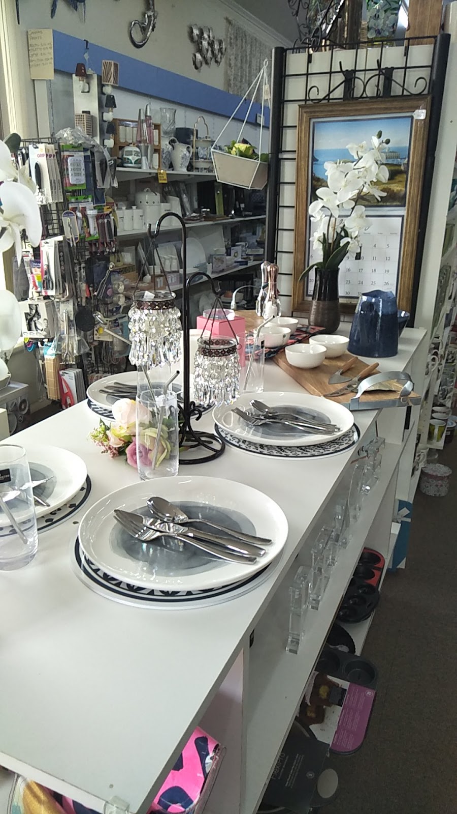 Hubbards Kaleidoscope | home goods store | 42 Woolshed St, Bordertown SA 5268, Australia | 0887521930 OR +61 8 8752 1930