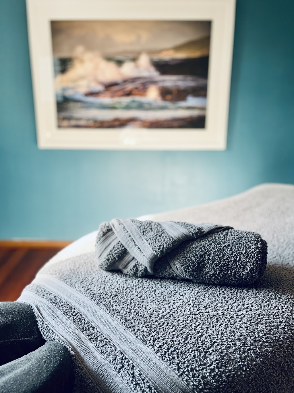 Michele Pocknee Remedial Massage Therapist Bioelectric | 88 Botticelli St, Fig Tree Pocket QLD 4069, Australia | Phone: 0434 902 611