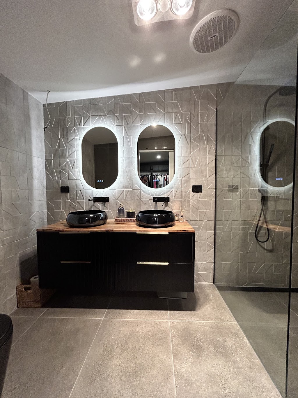 Pro1Plus Renovation Group | 4 Clifford Grove, Tecoma VIC 3160, Australia | Phone: 0403 015 806