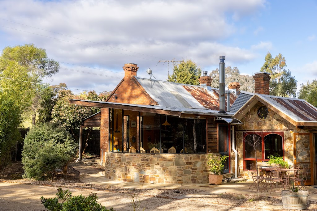 On Golden Point, Chewton | lodging | 157 Golden Point Rd, Golden Point VIC 3451, Australia | 1300793801 OR +61 1300 793 801