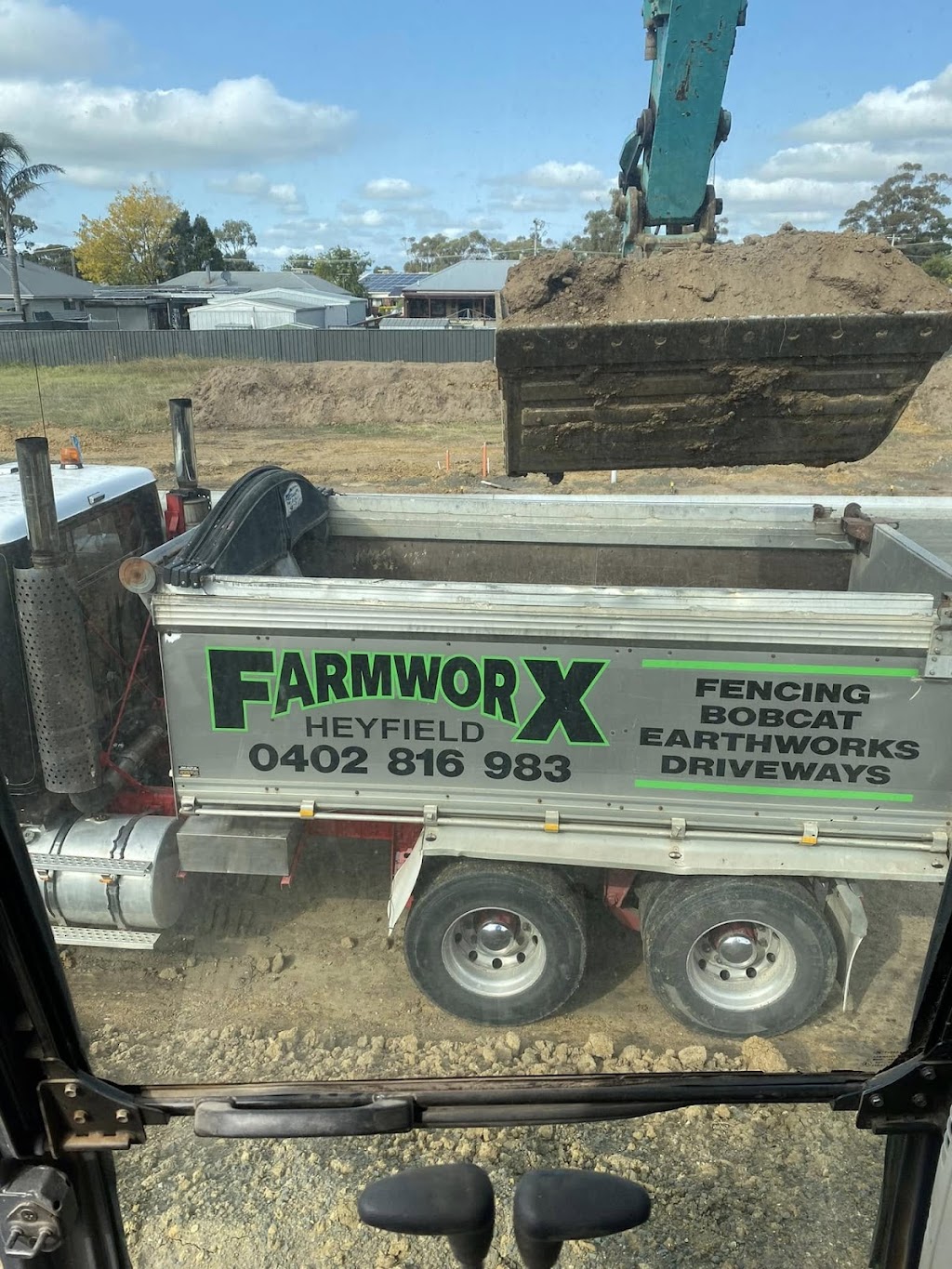 FarmworX Civil | 134 Mustons Ln, Heyfield VIC 3858, Australia | Phone: 0402 816 983