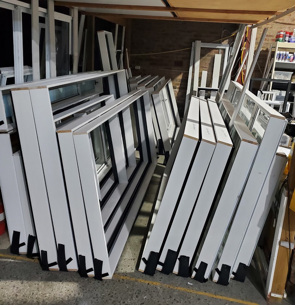 Tru-blu windows | 1/83 Bath Rd, Kirrawee NSW 2232, Australia | Phone: (02) 9521 3754