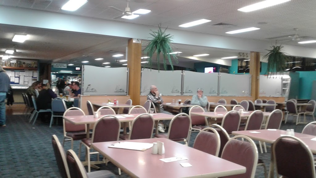 Manning Point Bowling Club | restaurant | 22 Manning St, Manning Point NSW 2430, Australia | 0265532646 OR +61 2 6553 2646