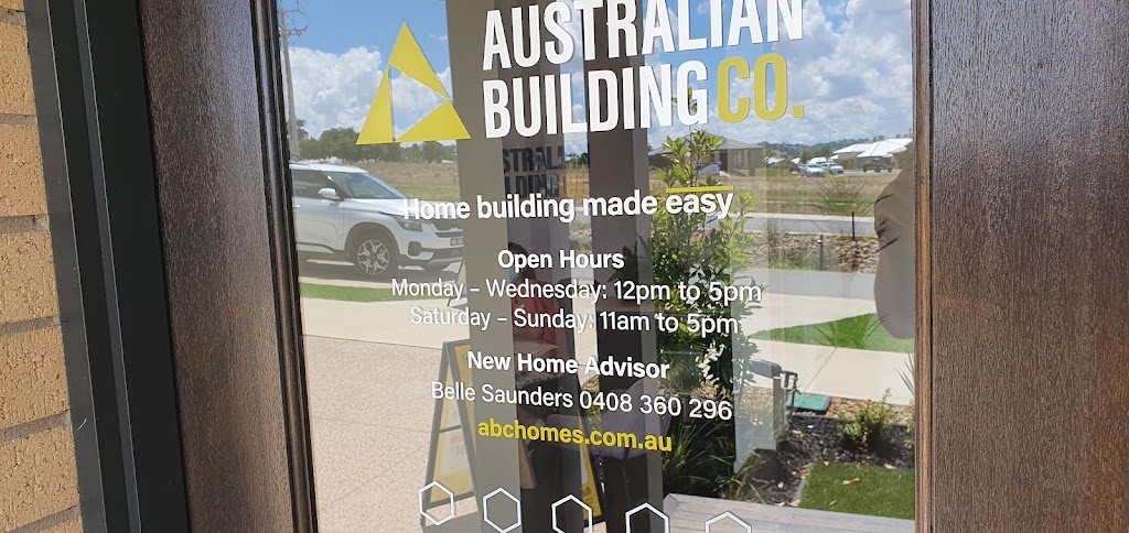 Australian Building Company Display Home Saffire 28 | Hampshire Bvd, Leneva VIC 3691, Australia | Phone: 0408 360 296