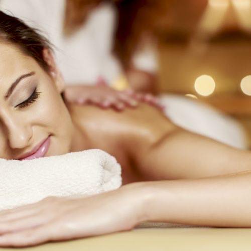 Jenny Penfold Massage Therapy Mermaid beach, Gold Coast | 2/115 Seagull Ave, Mermaid Beach QLD 4218, Australia | Phone: 0407 778 949