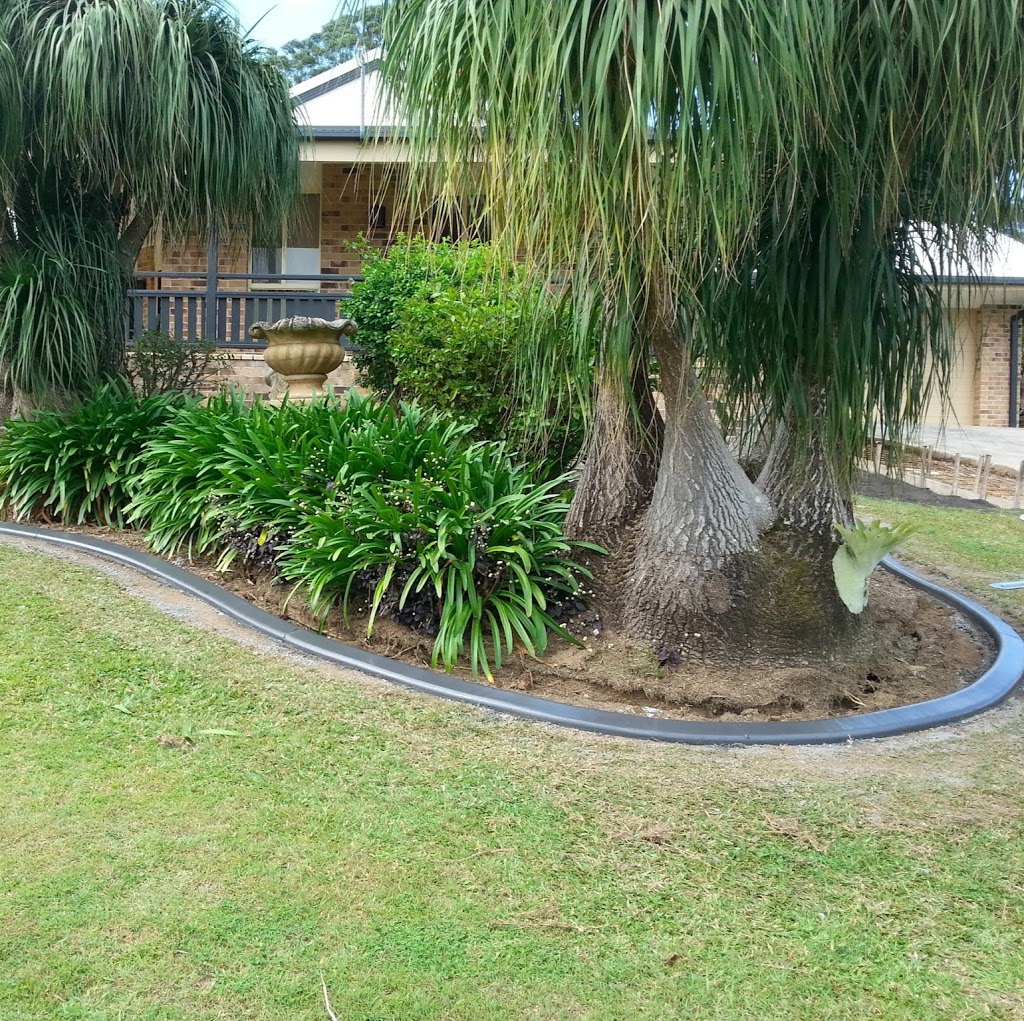 A&J Concrete Garden Edging | Birnam Ave, Banora Point NSW 2486, Australia | Phone: 0416 144 830
