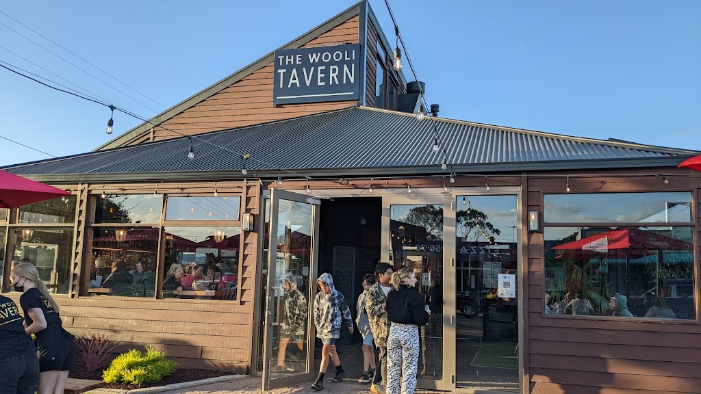 The Wooli Tavern |  | 1 Vista Pl, Cape Woolamai VIC 3925, Australia | 0359566836 OR +61 3 5956 6836