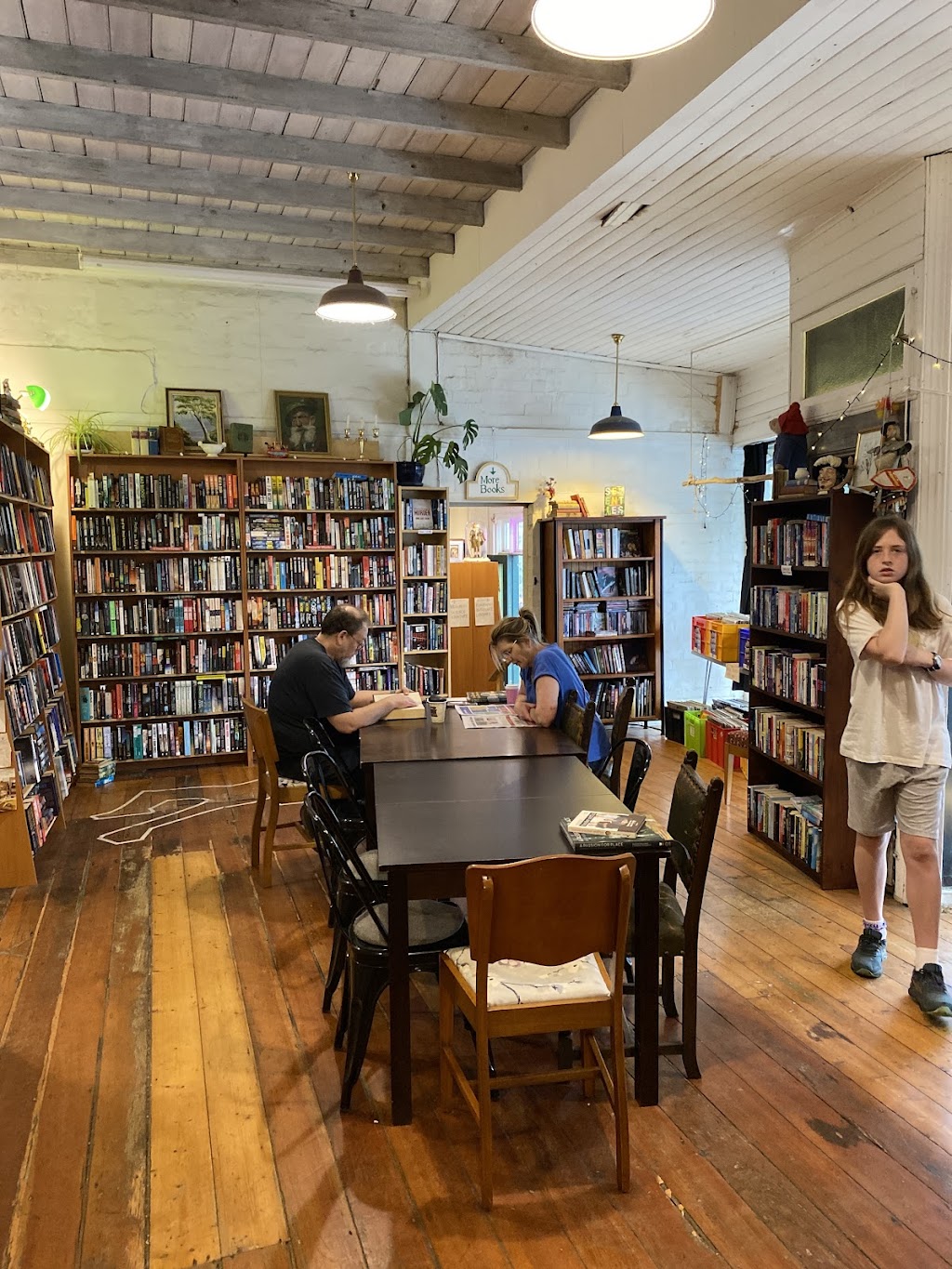 RoseyRavelston Books | 1 Badgery Cres, Lawson NSW 2783, Australia | Phone: 0493 834 781