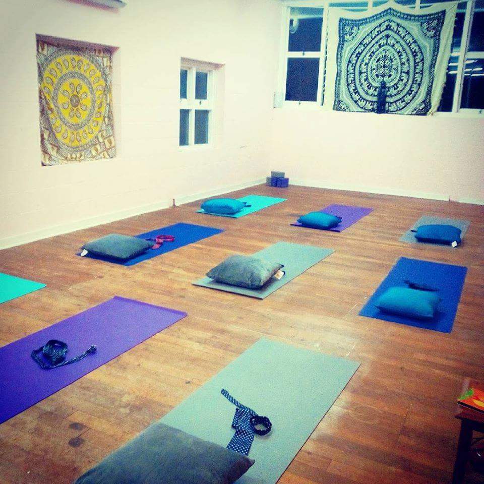 The Shanti Studio - Hatha Yoga | gym | 11 Township Rd, Marion SA 5043, Australia | 0401265608 OR +61 401 265 608