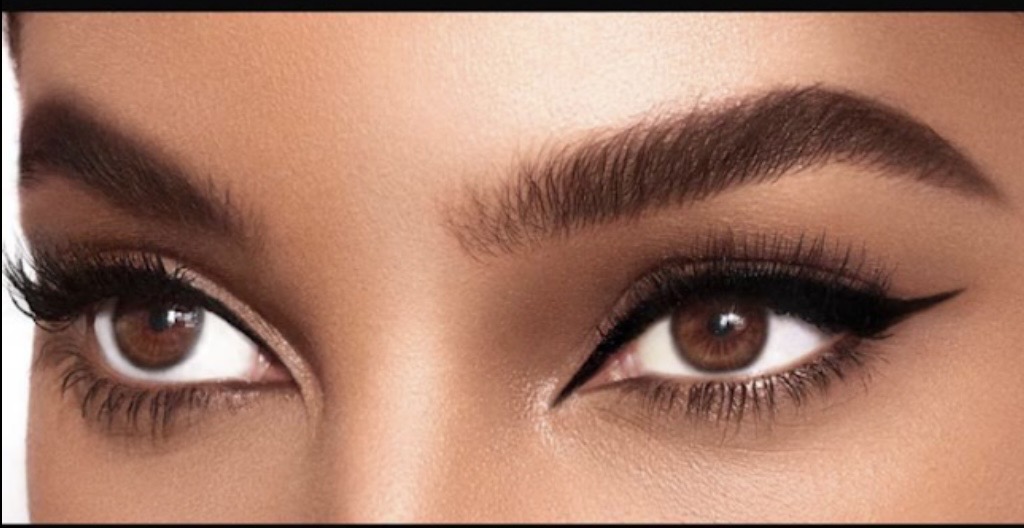 Brow thread | White Cross Rd, Winmalee NSW 2777, Australia | Phone: 0449 144 004