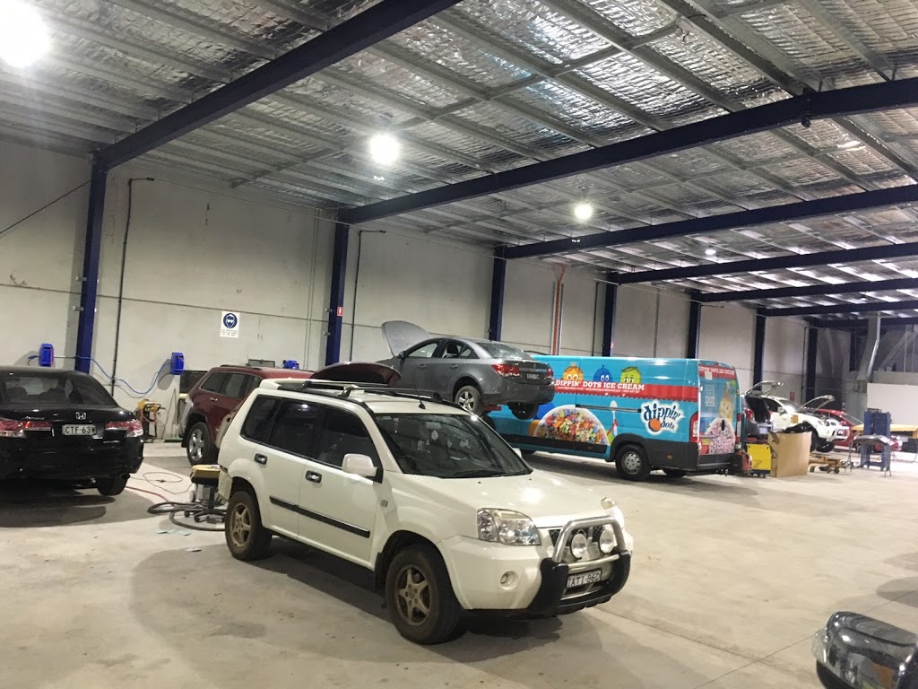 Geoff Richards Panel Beating | car repair | 5 Asset Way, Dubbo NSW 2830, Australia | 0268825191 OR +61 2 6882 5191