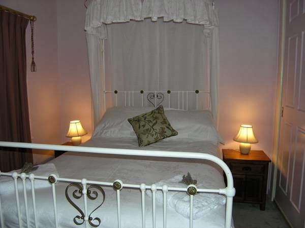 Old Bara Guesthouse | 631 Bara Road,, Mudgee,, Bara NSW 2850, Australia | Phone: (02) 6373 6555