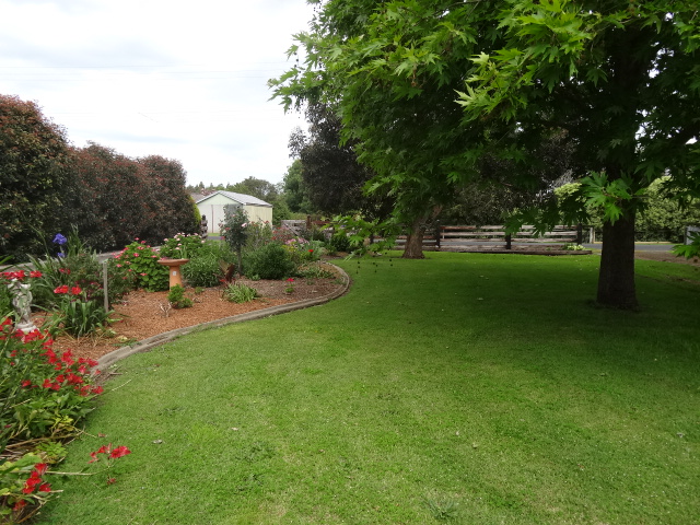 Phil and Debs Garden Care Plus | 9 Guerin Ln, Glencoe SA 5291, Australia | Phone: 0429 012 990