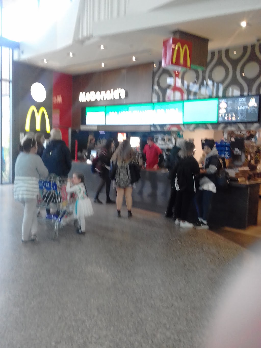 McDonalds Plenty Valley S/C | meal takeaway | Plenty Valley Shopping Centre, 415 McDonalds Rd, Mill Park VIC 3082, Australia | 0394364711 OR +61 3 9436 4711