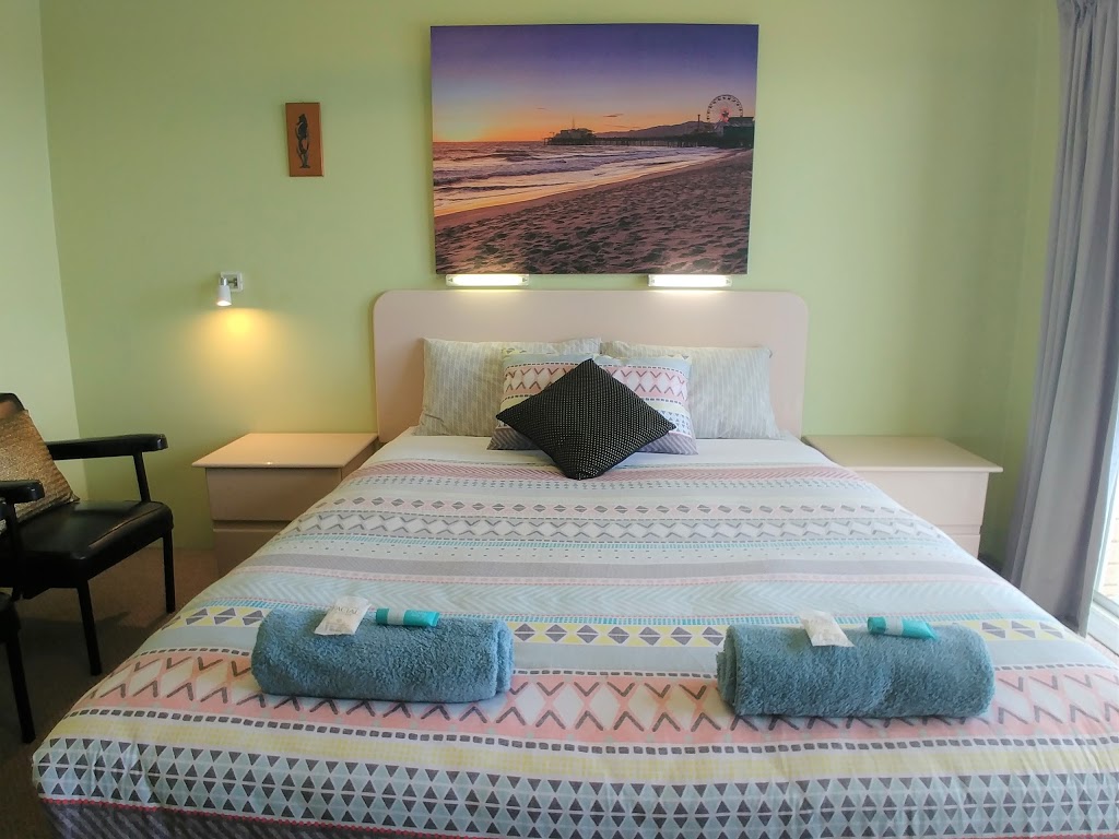 Mollymook Ocean View Motel | lodging | 8/12 Princes Hwy, Mollymook NSW 2539, Australia | 0244551283 OR +61 2 4455 1283