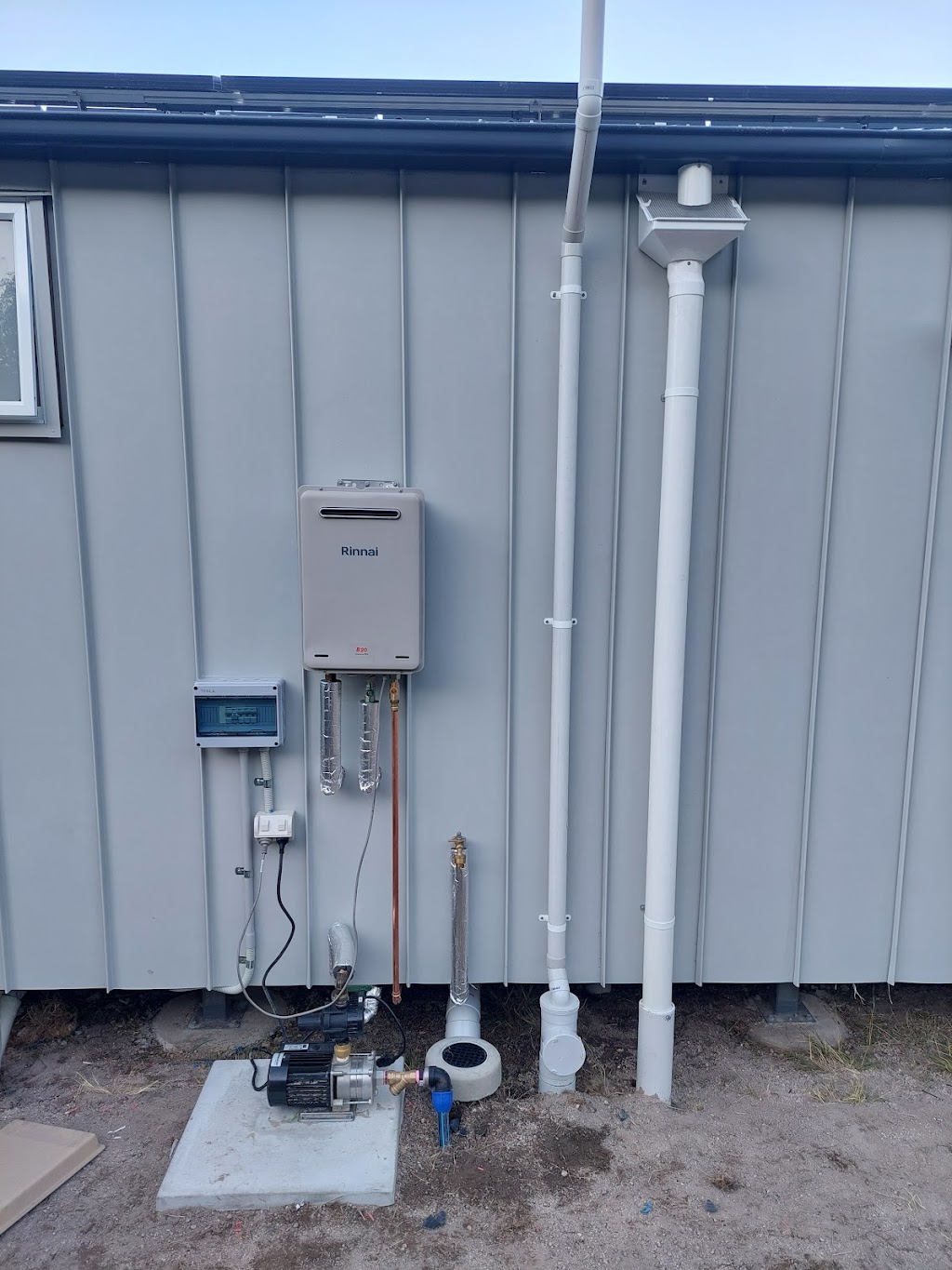 Water Benders Plumbing Service | 5 Gourlas Ct, Stanthorpe QLD 4380, Australia | Phone: 0455 022 129