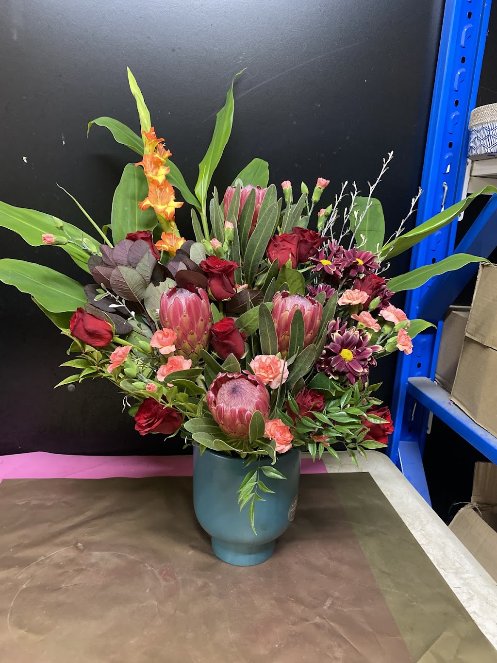 Mayview Flowers Wangaratta | 78 Arundels Ln, Laceby VIC 3678, Australia | Phone: 0407 500 302