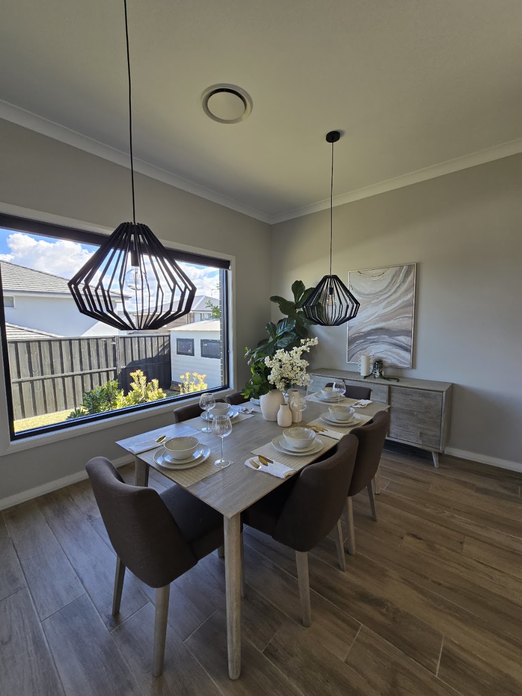 Indari Homes | Glengarry Dr, Glenmore Park NSW 2745, Australia | Phone: 0421 178 615