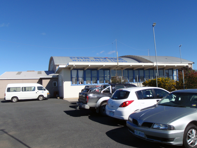 Airlines of Tasmania | airport | 115 Kennedy Dr, Cambridge TAS 7170, Australia | 0362485390 OR +61 3 6248 5390