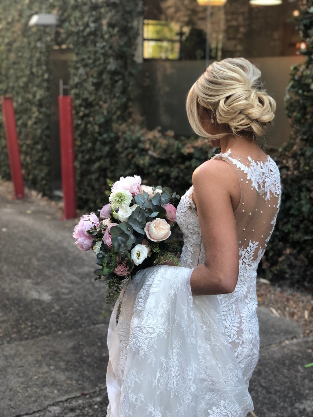 MeaganEllise Hair and Makeup | 27 French St, Wynnum QLD 4178, Australia | Phone: 0447 776 036