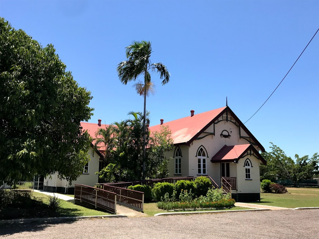 Jensen Uniting Church | church | 7 Veales Rd, Jensen QLD 4818, Australia | 0438191655 OR +61 438 191 655