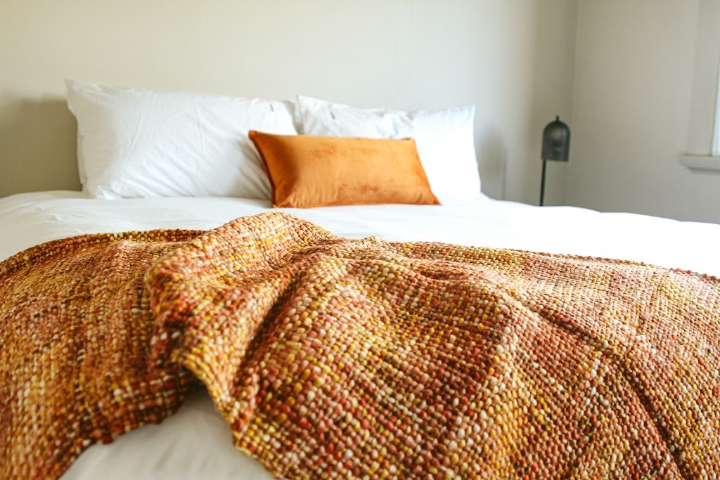 The Kyneton Hotel | 98-100 Mollison St, Kyneton VIC 3444, Australia | Phone: (03) 5422 1040