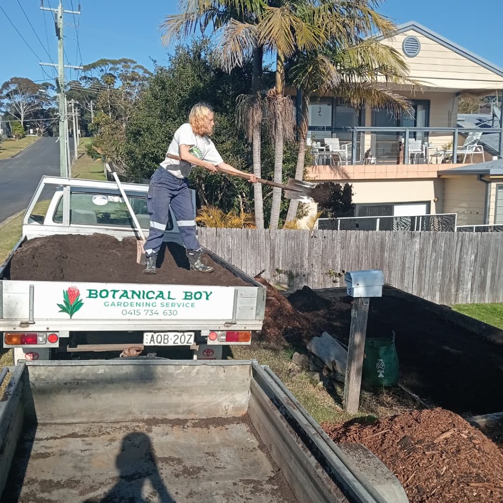 Botanical Boy Gardening Service | 15 Brighton St, Tuross Head NSW 2537, Australia | Phone: 0415 734 630