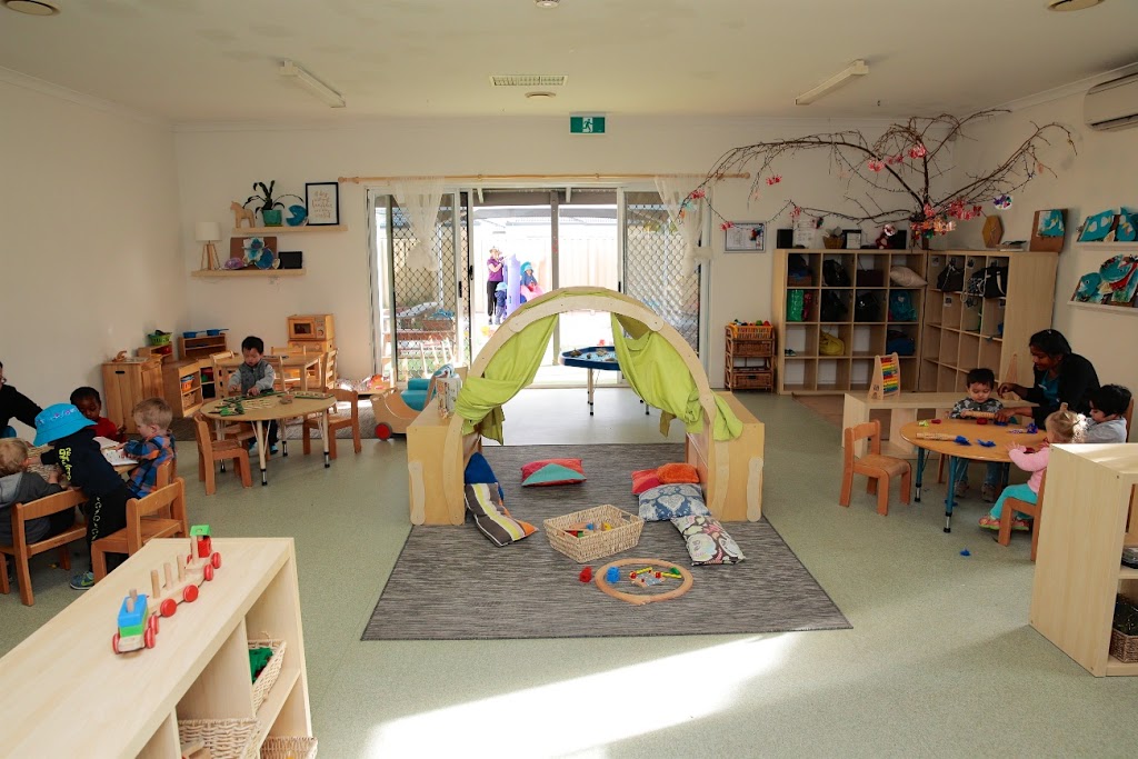 Goodstart Early Learning | school | 330 Flinders St, Nollamara WA 6061, Australia | 1800222543 OR +61 1800 222 543