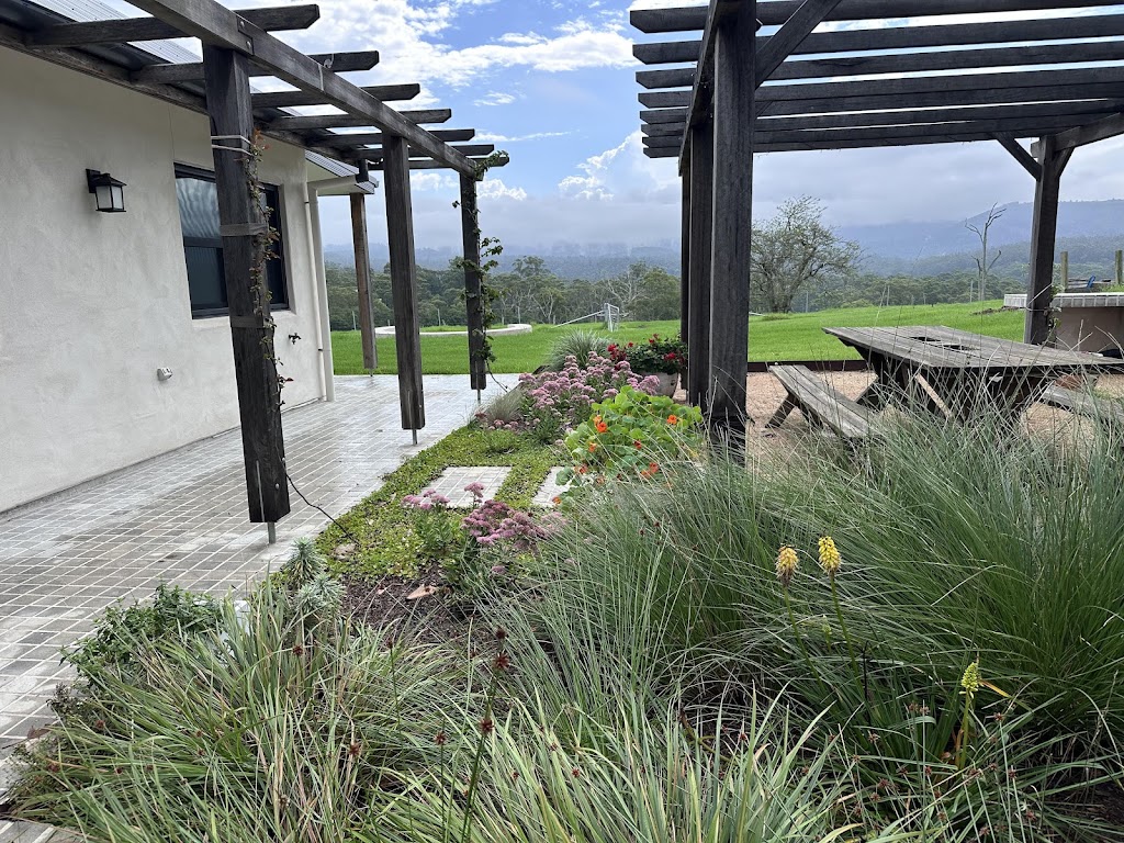 Figtree Cottage of Milton | 98 Little Frst Rd, Little Forest NSW 2538, Australia | Phone: 0414 313 157