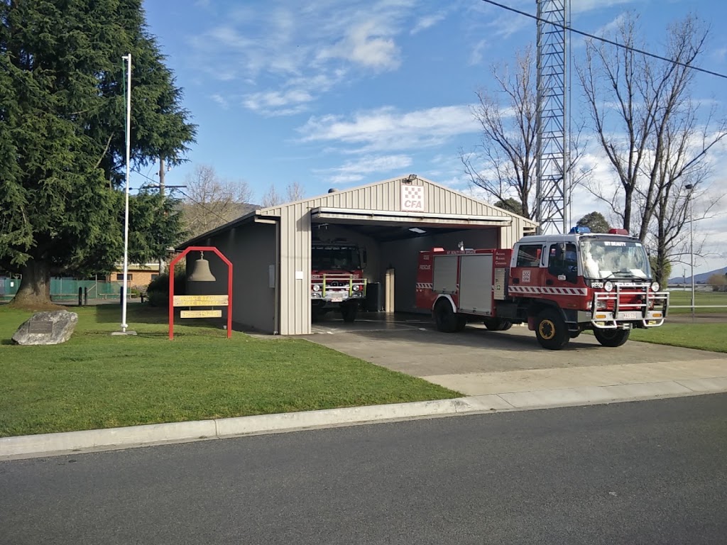 Mount Beauty CFA | fire station | Lakeside Ave, Mount Beauty VIC 3699, Australia | 0357544060 OR +61 3 5754 4060