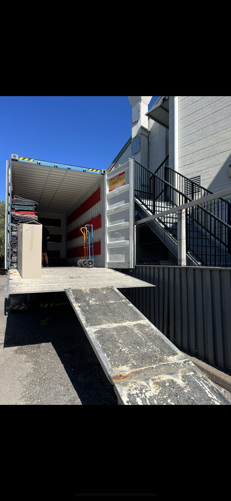 J&n moving | 5 Maitland St, Abermain NSW 2326, Australia | Phone: 0426 144 845