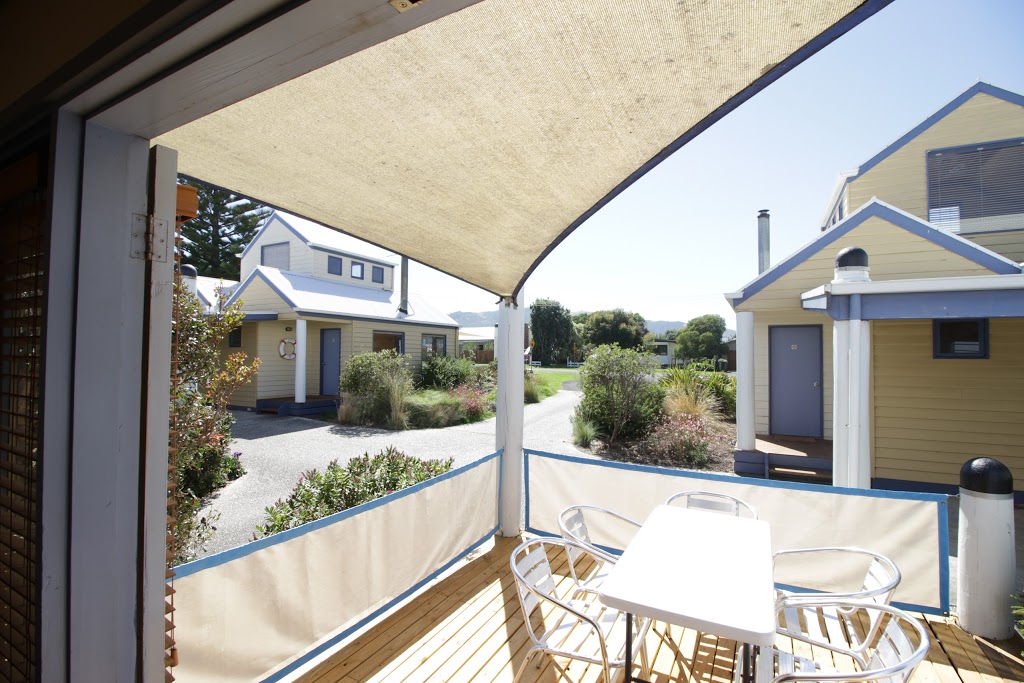 Rayville Boat Houses | 9 Noel St, Apollo Bay VIC 3233, Australia | Phone: (03) 5237 6381