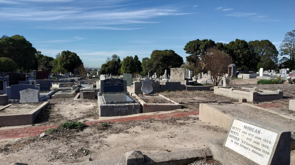 Cheltenham Pioneer Cemetery | Charman Rd, Cheltenham VIC 3192, Australia | Phone: (03) 8772 6197