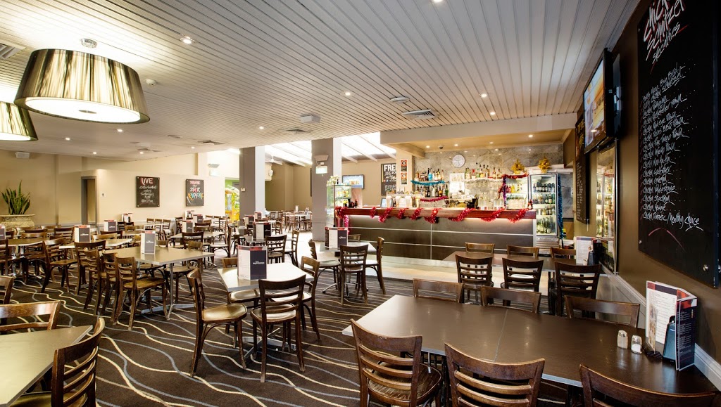 The Iron Horse Inn | restaurant | Main Rd, Cardiff NSW 2285, Australia | 0249540994 OR +61 2 4954 0994