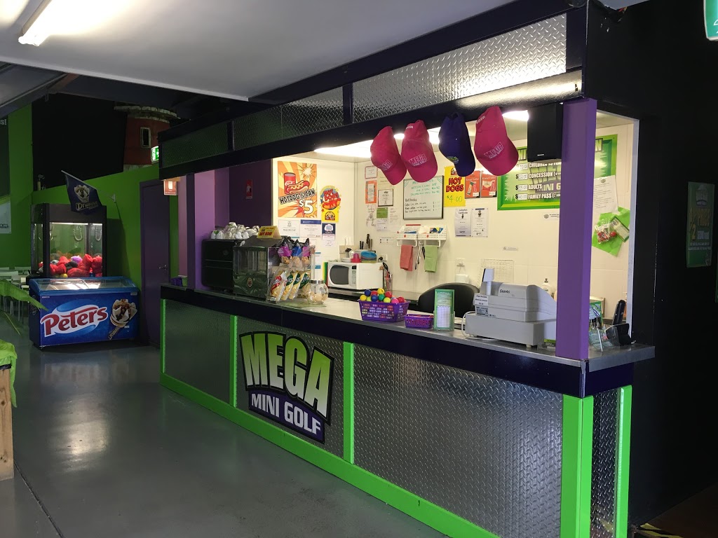 Mega Mini Golf | 1/8 Rose St, Campbelltown NSW 2560, Australia | Phone: (02) 4626 6222